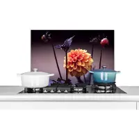 KitchenYeah Spatscherm keuken 70x50 cm - Kookplaat achterwand Bloemen - Chrysant - Macro - Planten - Muurbeschermer - Spatwand fornuis - Hoogwaardig aluminium