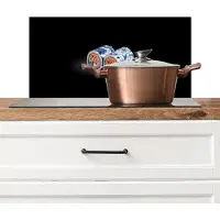 KitchenYeah Spatscherm keuken 60x30 cm - Kookplaat achterwand Sushi - Delfts blauw - Rijst - Vis - Elegant - Muurbeschermer - Spatwand fornuis - Hoogwaardig aluminium