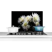 KitchenYeah Spatscherm keuken 60x40 cm - Kookplaat achterwand Bloemen - Chrysant - Wit - Natuur - Botanisch - Muurbeschermer - Spatwand fornuis - Hoogwaardig aluminium