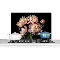 KitchenYeah Spatscherm keuken 80x55 cm - Kookplaat achterwand Pioenrozen - Bloemen - Natuur - Roze - Wit - Muurbeschermer - Spatwand fornuis - Hoogwaardig aluminium