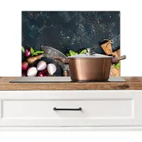 KitchenYeah Spatscherm keuken 70x50 cm - Kookplaat achterwand Groente - Kruiden - Wiegemes - Ui - Specerijen - Rustiek - Muurbeschermer - Spatwand fornuis - Hoogwaardig aluminium