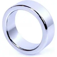 Bossoftoys - Zware Cockring - Stalen Penis ring - Medium formaat - 5 X 4 CM - 64-00002