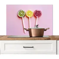 KitchenYeah Spatscherm keuken 90x60 cm - Kookplaat achterwand Lolly - Snoep - Citrus - Muurbeschermer - Spatwand fornuis - Hoogwaardig aluminium