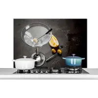 KitchenYeah Spatscherm keuken 100x65 cm - Kookplaat achterwand Alcohol - Martini - Fruit - Olijven - Muurbeschermer - Spatwand fornuis - Hoogwaardig aluminium