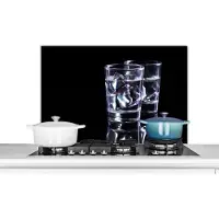 KitchenYeah Spatscherm keuken 80x55 cm - Kookplaat achterwand Alcohol - Glazen - Drank - Muurbeschermer - Spatwand fornuis - Hoogwaardig aluminium
