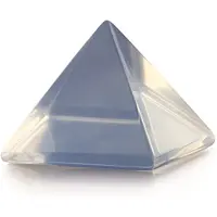 Spiru Opaliet Piramide (30 mm)