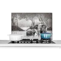 KitchenYeah Spatscherm keuken 90x60 cm - Kookplaat achterwand Olifant - Dieren - Natuur - Zwart wit - Muurbeschermer - Spatwand fornuis - Hoogwaardig aluminium