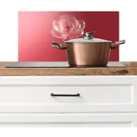 KitchenYeah Spatscherm keuken 70x30 cm - Kookplaat achterwand Sierlijk - Bloem - Roze - Glazen - Muurbeschermer - Spatwand fornuis - Hoogwaardig aluminium
