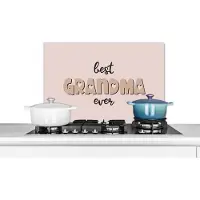 KitchenYeah Spatscherm keuken 70x50 cm - Kookplaat achterwand Oma - Quotes - Spreuken - Best grandma ever - Muurbeschermer - Spatwand fornuis - Hoogwaardig aluminium