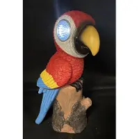 Impuls Polyresin solarlamp "papegaai op boomstam" - meerkleurig - met 2 LEDs - Staand model - hoogte 16 x 10 x 6 cm - Tuindecoratie - Tuinverlichting