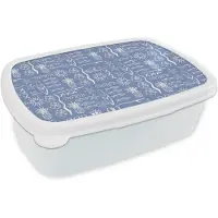MuchoWow Broodtrommel Wit - Lunchbox Nostalgisch - Kust - Zee - Surfboard - Blauw - Wit - Brooddoos 18x12x6 cm - Brood lunch box - Broodtrommels voor kinderen en volwassenen