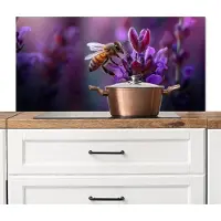 KitchenYeah Spatscherm keuken 100x50 cm - Kookplaat achterwand Honingbij - Paarse bloemen - Details - Muurbeschermer - Spatwand fornuis - Hoogwaardig aluminium