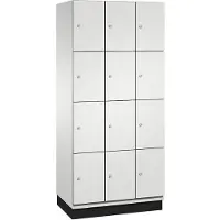 C+P Cambio lockerkast, 3 vakken, 12 vakken, met plint, B 900 x D 525 x H 1980 mm, lichtgrijs