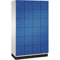 C+P Cambio lockerkast, 4 vakken, 24 vakken, met plint, B 1200 x D 525 x H 1980 mm, lichtgrijs/ gentiaanblauw