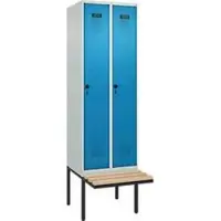 C+P Evolo Plus kledingkast, 2 vakken van elk 300 mm breed, zwevende zitbank, B 600 x D 815 x H 2120 mm, draaibare grendel, lichtblauw/lichtgrijs