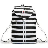 Invicta Daypack Rugzak voor Buitenreizen - Dagrugzak voor Dames, Heren, met Heupband - Opvouwbaar 8 LT - Ultralicht, Handbagage met Rits, Gestreepte Tweekleurige Zwart/Witte Minisac
