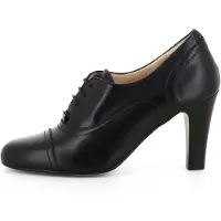 Evita Pumps met hoge voorkant 'MARIA' zwart