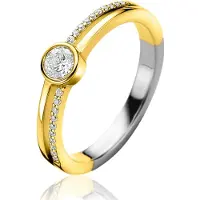 Zinzi gold plated zilveren multilook ring met ronde kastzetting van 5mm en twee banen. Bezet met witte zirconia's ZIR2625
