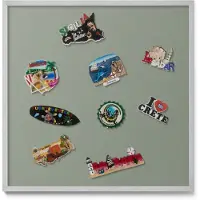 Tulup Magneetbord met Zilveren Frame - Olijf Magneetbord in Effen Kleuren - 50 cm x 50 cm - Licht olijfkleur - Magneetbord met Effen Frame - Magnetisch Bord Decoratief - Magneetbord Multifunctioneel