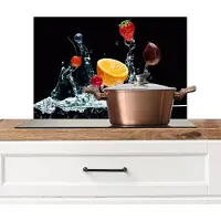 KitchenYeah Spatscherm keuken 70x50 cm - Kookplaat achterwand Watersplash - Fruit - Zwart - Muurbeschermer - Spatwand fornuis - Hoogwaardig aluminium