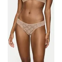 Triumph String 'Amourette' crème