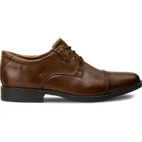 Clarks Shoes Veterschoen 'Tilden Cap' bruin