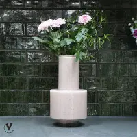 Vase the World Vaas Volta | Ivory | Mondgeblazen glas | Ø19 x H36 cm