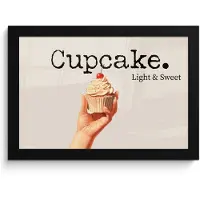 PosterMonkey Poster in lijst - Fotolijst 30x20 cm - Posters - Cupcake - Zoet - Kers - Posterlijst zwart - Decoratie - Wanddecoratie woonkamer - Muurdecoratie slaapkamer