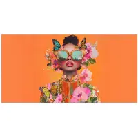 PosterMonkey Poster 40x20 cm - Vlinders - Vrouw - Zonnebril - Kleurrijk - Posters - Kamer decoratie - Wanddecoratie woonkamer - Muurdecoratie slaapkamer