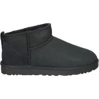 Ugg Boots 'Classic Ultra Mini' zwart