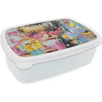 MuchoWow Broodtrommel Wit - Lunchbox Expressief - Milkshake - Vrouw - Felle kleuren - Brooddoos 18x12x6 cm - Brood lunch box - Broodtrommels voor kinderen en volwassenen