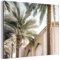 MuchoWow Aluminium schilderij 80x60 cm - Wanddecoratie metaal - Gebouw - Palmbomen - Beige - Zon - Metalen muurdecoratie woonkamer - Decoratie industrieel - Foto op dibond - Industriële accessoires slaapkamer