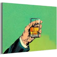 MuchoWow Aluminium schilderij 60x40 cm - Wanddecoratie metaal - Whisky - Glas - Hand - Groen - Metalen muurdecoratie woonkamer - Decoratie industrieel - Foto op dibond - Industriële accessoires slaapkamer