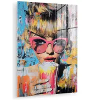 MuchoWow Glasschilderij 120x160 cm - Schilderij acrylglas - Zonnebril - Vrouw - Kleurrijk - Verfspetters - Foto op glas - Muurdecoratie woonkamer - Wanddecoratie slaapkamer - Schilderijen