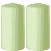 Enlightening Candles Cilinderkaars - 2x - stompkaars - lichtgroen - D6 x H15 cm - 58 branduren - Dikke kaarsen - Voor kandelaar of plateau
