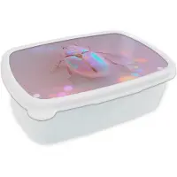 MuchoWow Broodtrommel Wit - Lunchbox Kever - Metallic - Lichteffect - Roze - Brooddoos 18x12x6 cm - Brood lunch box - Broodtrommels voor kinderen en volwassenen
