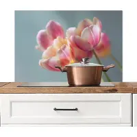 KitchenYeah Spatscherm keuken 80x55 cm - Kookplaat achterwand Tulpen - Roze - Stelen - Muurbeschermer - Spatwand fornuis - Hoogwaardig aluminium