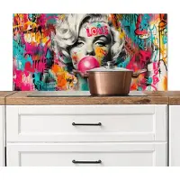 KitchenYeah Spatscherm keuken 100x50 cm - Kookplaat achterwand Vrouw - Kauwgom - Graffiti - Neonkleuren - Muurbeschermer - Spatwand fornuis - Hoogwaardig aluminium