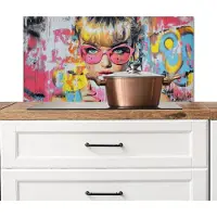 KitchenYeah Spatscherm keuken 90x45 cm - Kookplaat achterwand Expressief - Milkshake - Vrouw - Felle kleuren - Muurbeschermer - Spatwand fornuis - Hoogwaardig aluminium