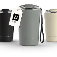 LARS NYSØM Rørelse Thermo Coffee Mug-to-go 380ml - BPA-vrij met Isolatie - Met Draagriem & Tritan Deksel (Ash Gray)