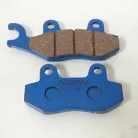Nissin remblokje voor scooter benelli 150 caffe nero 2011 t1310 / av / ar nieuw
