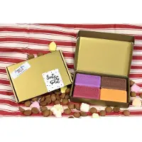 Savon De Marseille Sint & Piet pakket met Sandelhout, Chocolade, Mandarijn & Snoepappel - sinterklaas cadeau volwassenen