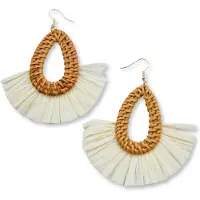 Marama - Oorbellen Mallorca Wit - boho chique - oorhangers - vakantie - handgemaakt - Island vibes - luxe geschenkverpakking