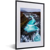 MuchoWow Foto in lijst - Uitzicht op de Europese waterval bij de Geysir fotolijst zwart met witte passe-partout 40x60 cm - Poster in lijst (Wanddecoratie woonkamer / slaapkamer)