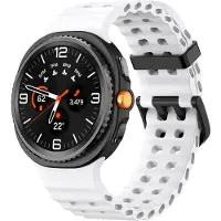 Strap-it Ocean siliconen bandje met gespsluiting - geschikt voor Samsung Galaxy Watch 8 - 40mm / Galaxy Watch 8 - 44mm / Galaxy Watch 8 Classic (wit)