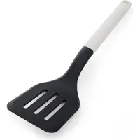 KitchenAid Bakspatel met Sleuven, 34 cm, Kunststof/Nylon, Wit -
