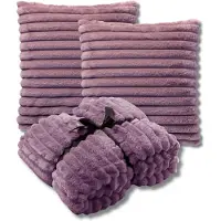 Dutch decor - VOORDEELSET - 3-delig - Hazel & Ricky - 2 sierkussens 50x50 cm - 1 plaid 150x200 cm - paars