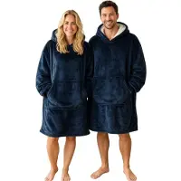 Badrock Hoodie deken - Fleece deken met mouwen en capuchon – Oversized hoodie deken met mouwen - Fleece TV deken – Plaid met mouwen – hoodie blanket - Warm & zacht – Fleece poncho - Marine blauw
