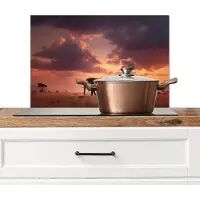 KitchenYeah Spatscherm keuken 60x40 cm - Kookplaat achterwand Olifanten - Grasland - Zonsondergang - Muurbeschermer - Spatwand fornuis - Hoogwaardig aluminium