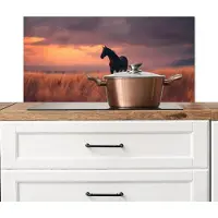 KitchenYeah Spatscherm keuken 90x45 cm - Kookplaat achterwand Paard - Wolken - Open veld - Muurbeschermer - Spatwand fornuis - Hoogwaardig aluminium